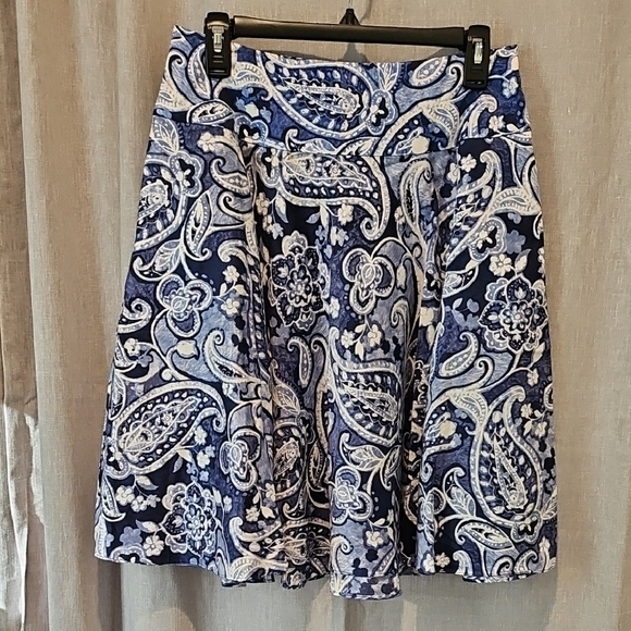 Ralph Lauren Dresses & Skirts - Lauren Ralph Lauren Blue and White Paisley Floral A-Line Pleated Skirt